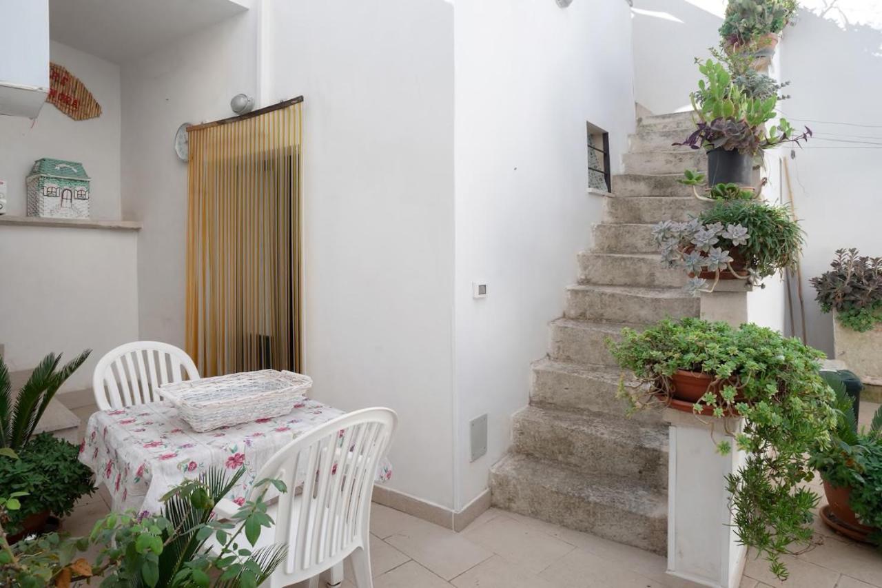 La Torre Antica Dimora Apartment Giuggianello Exterior foto