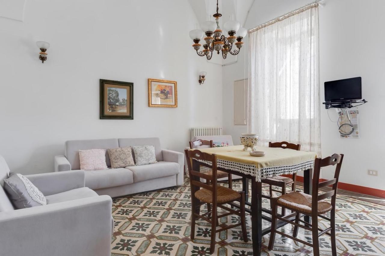La Torre Antica Dimora Apartment Giuggianello Exterior foto